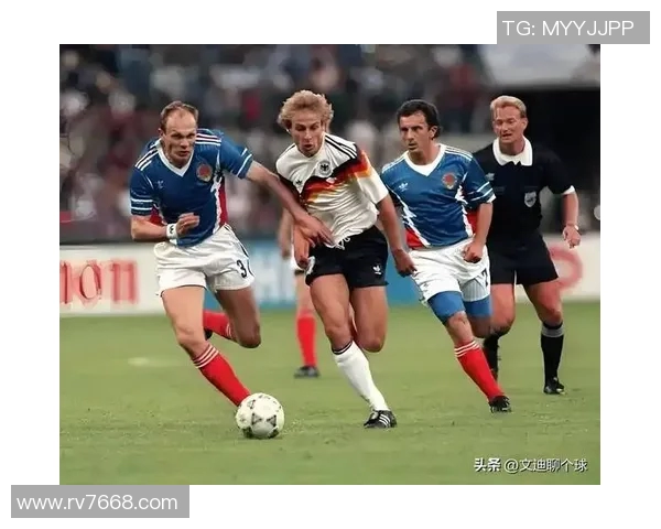 足球星爷:从绿茵场到银幕大放异彩的传奇人生与不朽经典 足球星爷:从绿茵场到银幕大放异彩的传奇人生与不朽经典