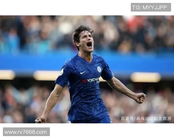 足球球星炫酷摇摆动作全场沸腾瞬间引爆观众热情