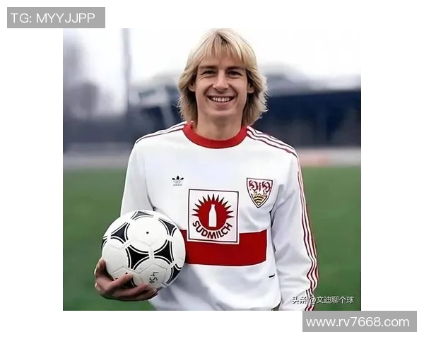 三十多岁仍然活跃在足球场上的明星球员们,他们的传奇与坚持 三十多岁仍然活跃在足球场上的明星球员们,他们的传奇与坚持